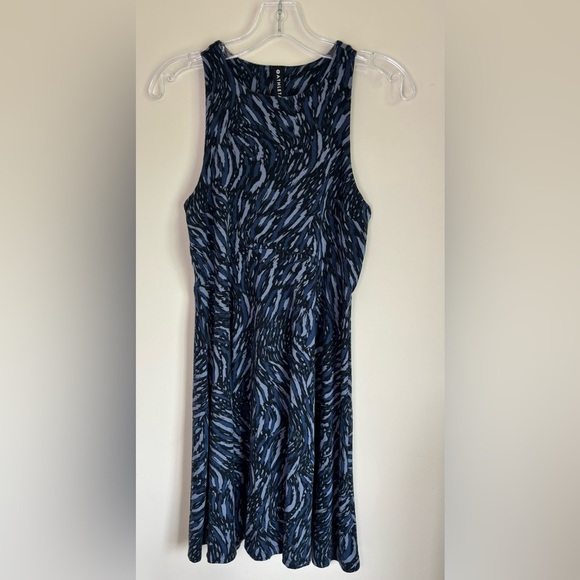 Athleta Blue and Black Patterned Mini Dress Size S Casual - Picture 2 of 10